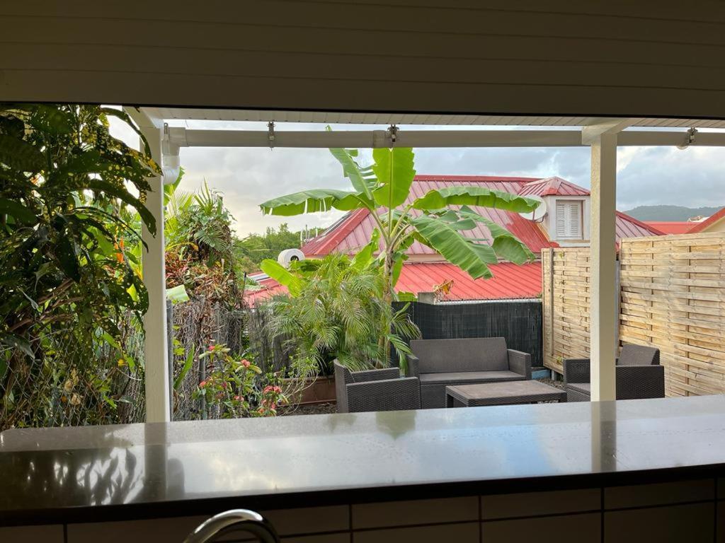 Agreable Appartement En Rez-De-Jardin A 450M De La Mer Sainte-Anne Εξωτερικό φωτογραφία